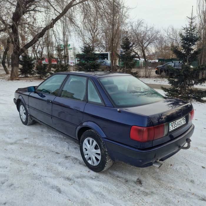 Продам ауди 80 на уверенном ходу