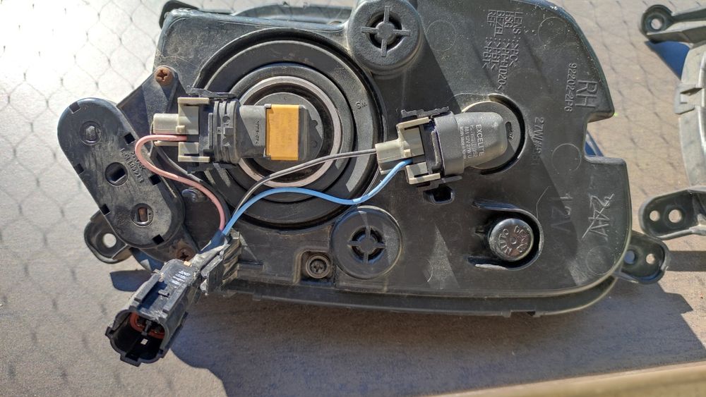 Халогенни фарове за Киа Соренто 2013+2015