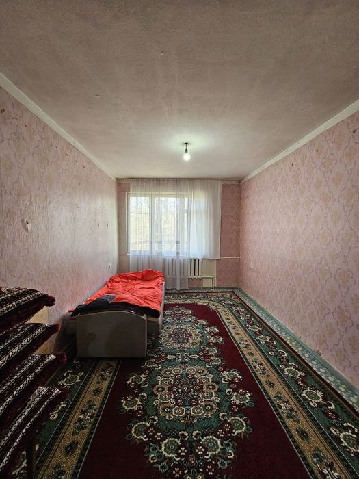 Феруза 3/4/4 рядом эко базар Продаётся