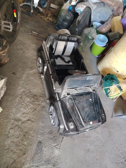 Продам детскую машину