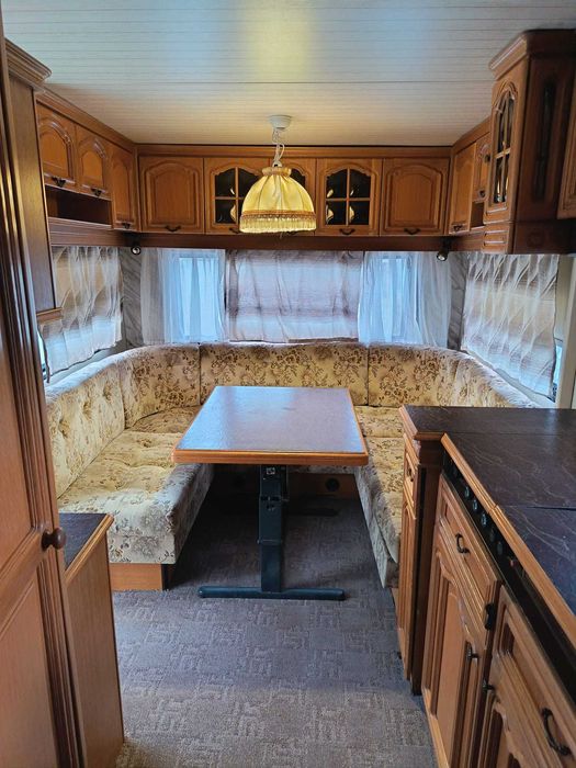 Rulota Hobby Prestige cu panouri solare Hunedoara • OLX.ro