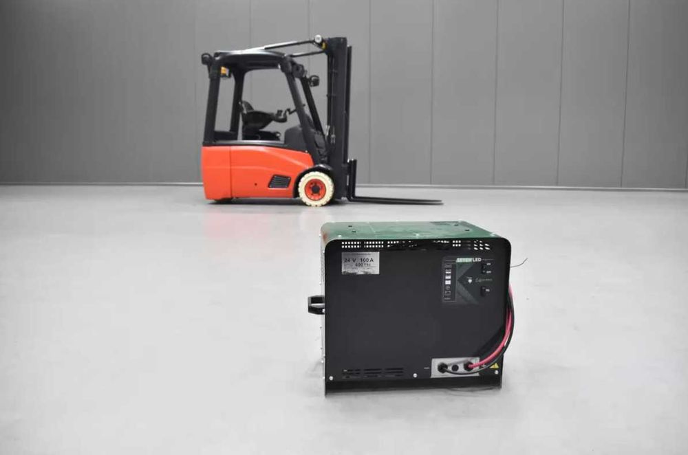 Redresoare stivuitor 24V 48V 80V | Pb-Acid si Li-Ion |