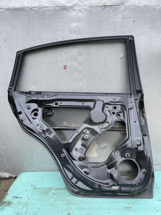 Задна лява врата за Subaru Levorg Субару Леворг 2015-2020г