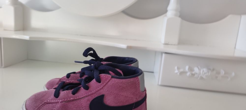 Teniși înalți Nike 24