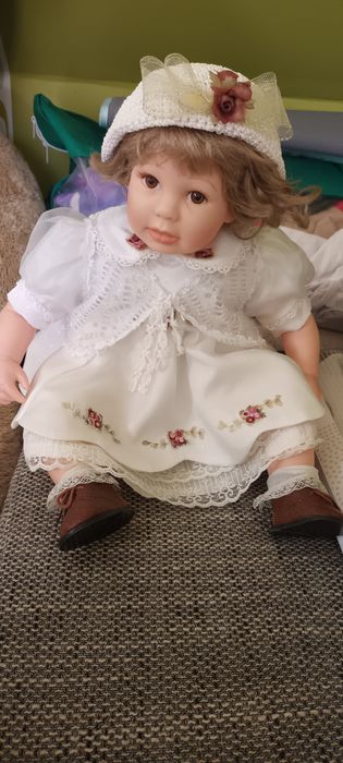 Papusa de colectie