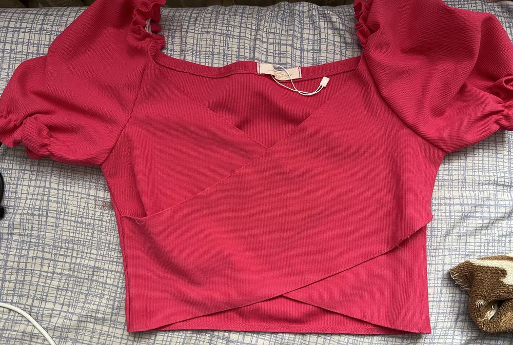 Продам топ , 2000