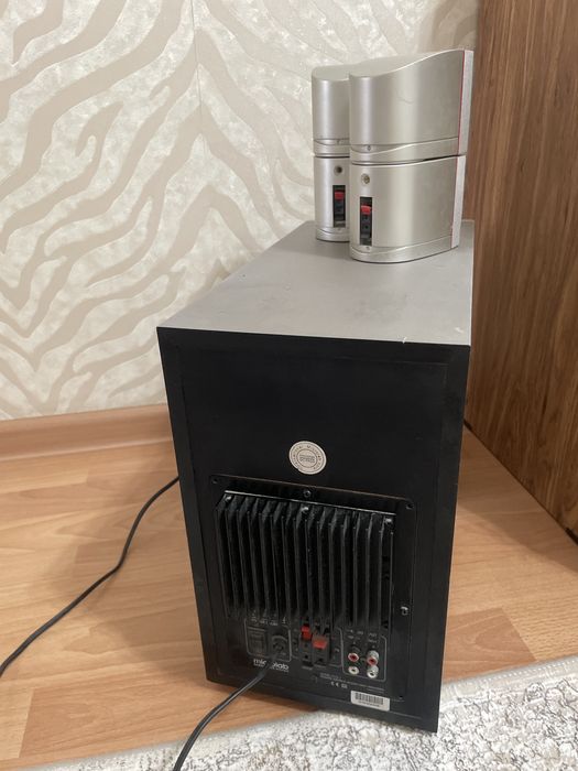 Продается Буфер и 2 колонки