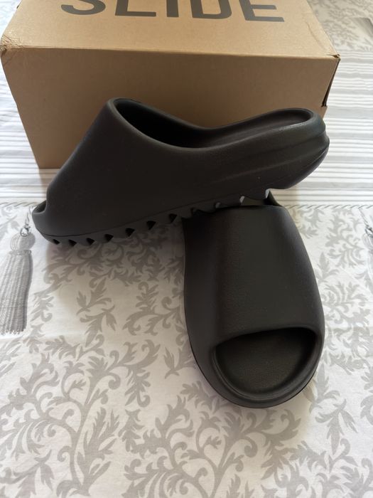 Adidas Yeezy Slides
