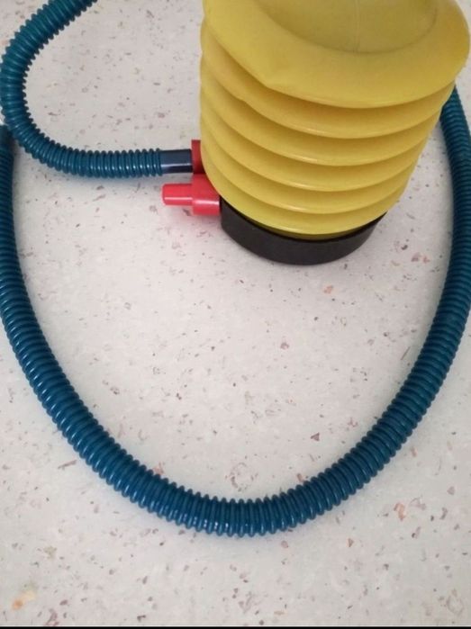 Pompa manuala de picior saltea perna perne noua nou