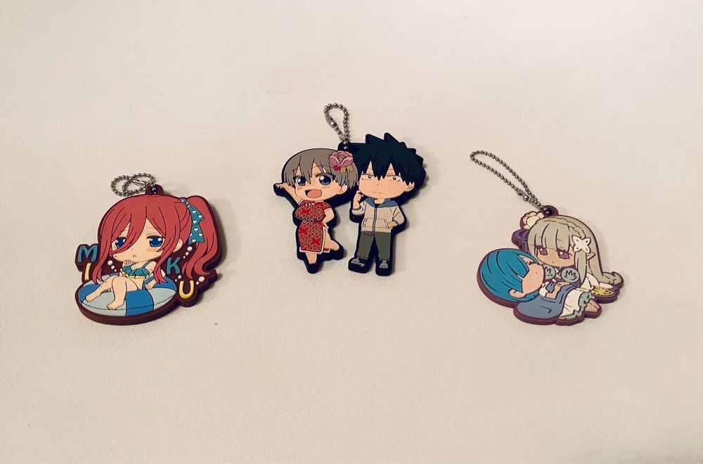 Брелки разные лев панда дейл