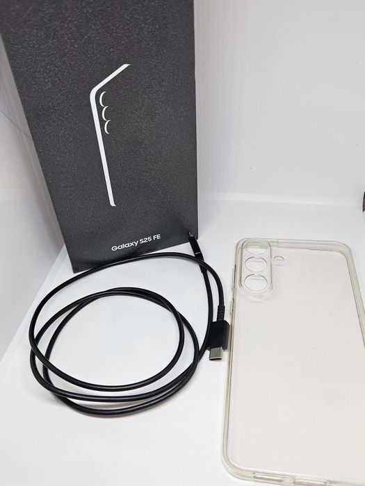 ГАРАНЦИЯ Samsung Galaxy S25 FE 5G 128GB/8GB RAM 77Цикъла 100%  Black