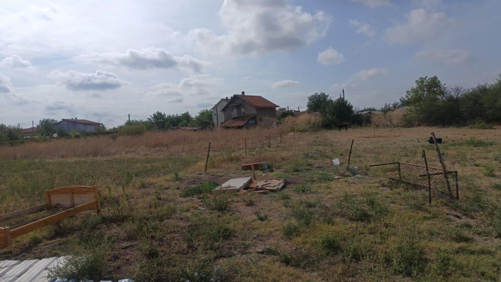 Продава се Парцел в с. Средец, Област Стара Загора - 840 кв.м за 13 €/кв.м - Снимка #2