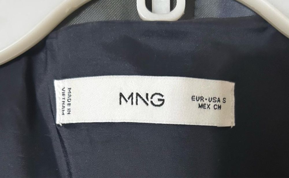 Mango Жилетка женская