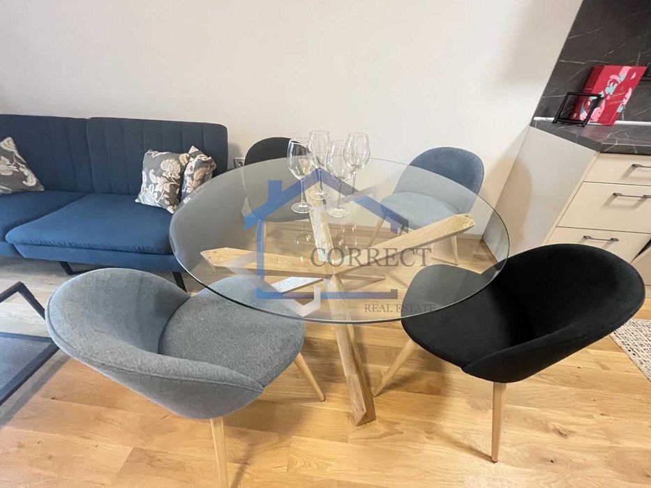 Дава се под наем Двустаен апартамент в к.к. Св.Св. Константин и Елена - 75 кв.м за 1020 € - Снимка #3