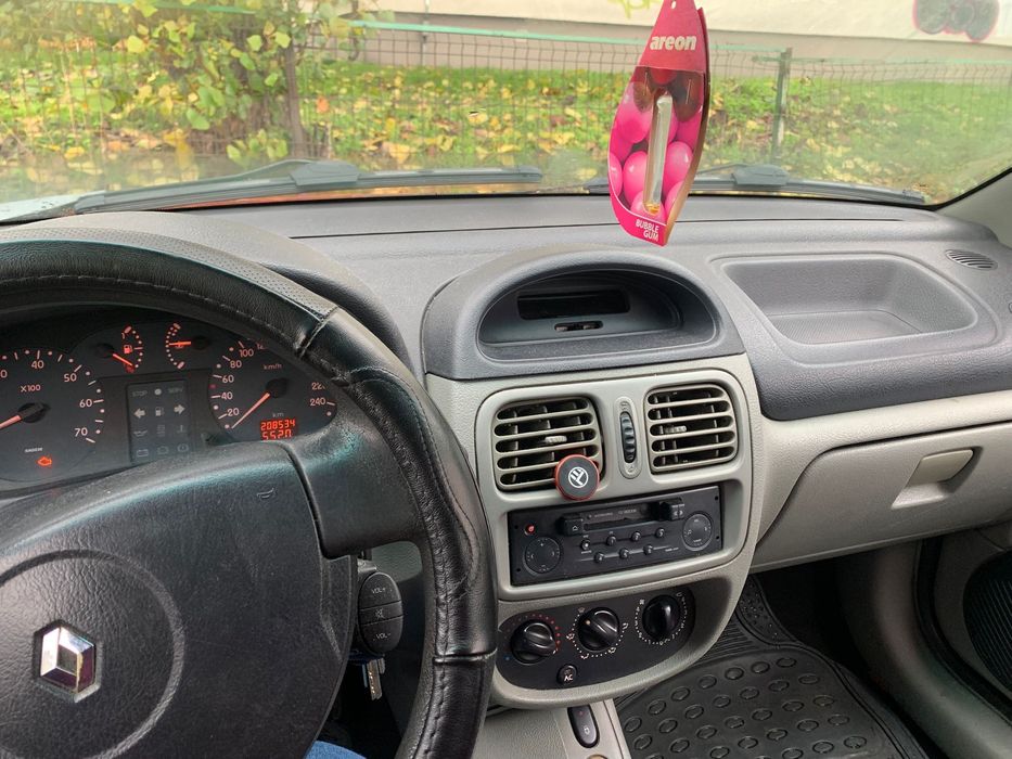 Renault Clio 2 1,4 benzina
