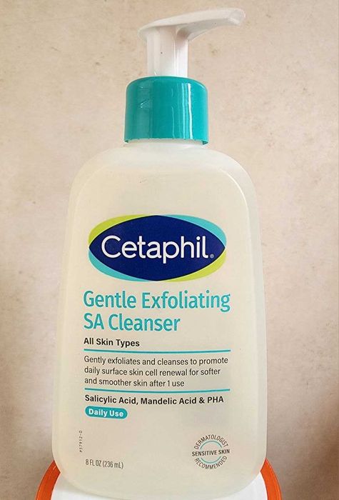 Мягкое отшелушивающее очищающее средство для кожи Cetaphil SA
