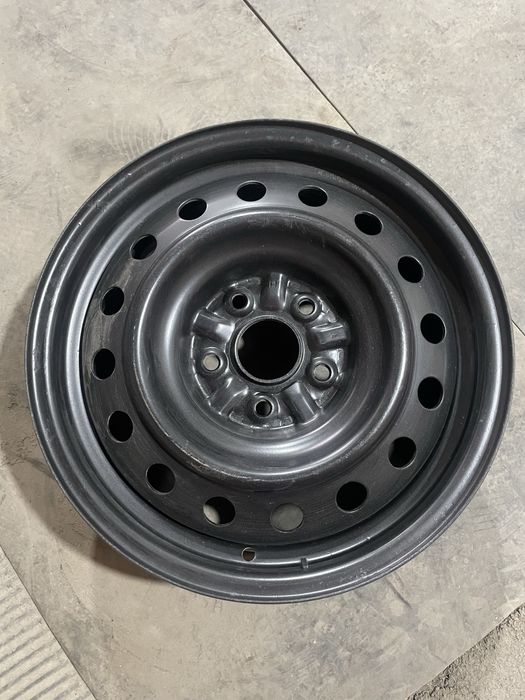 Диск р 16 - 1шт от камри 20,30,40,50 подойдет