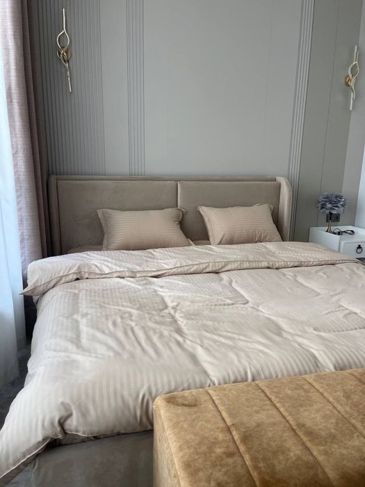 Двухспальная кровать на ортопедических ламелях