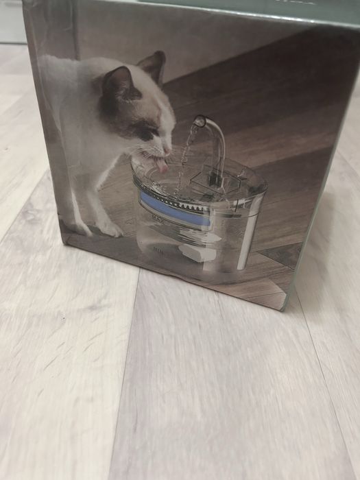 Поилка для кошек