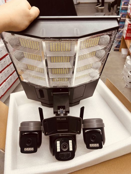 Камера с солнечной панелью