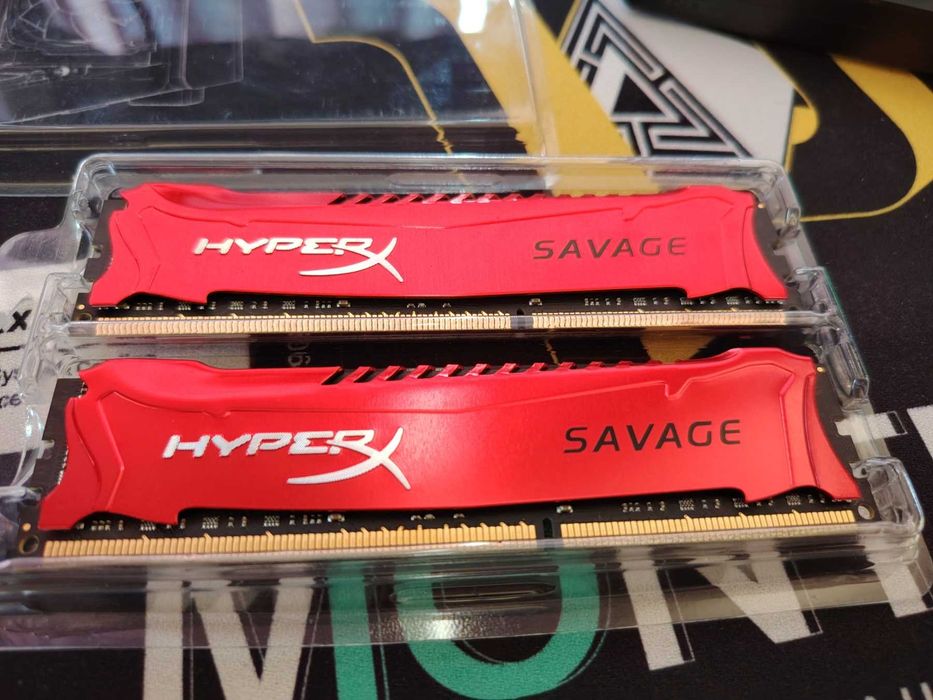 Рам Памет Kingston HyperX Savage Red 2x8GB 16GB DDR3, 2400MHz, CL11, 1.65V