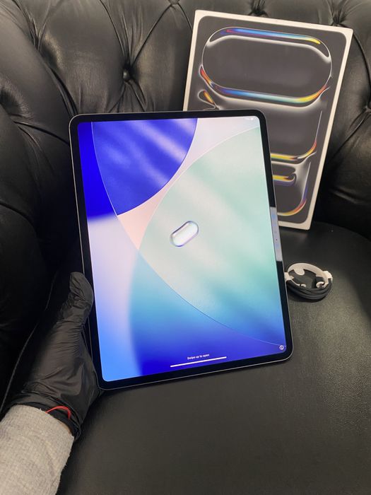 【ほぼ新品】M5 iPad pro 13インチ 1TB Nano-texture IPad Pro M5 13 Inch Wi-Fi, Nano-texture glass / 1 TB / Black