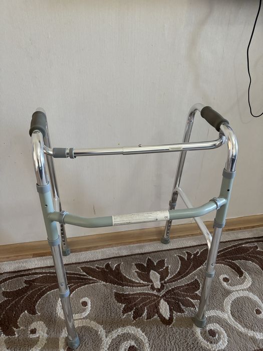 Ходунки складные