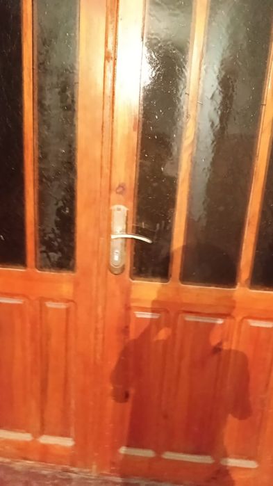 Эсік терезелер бар