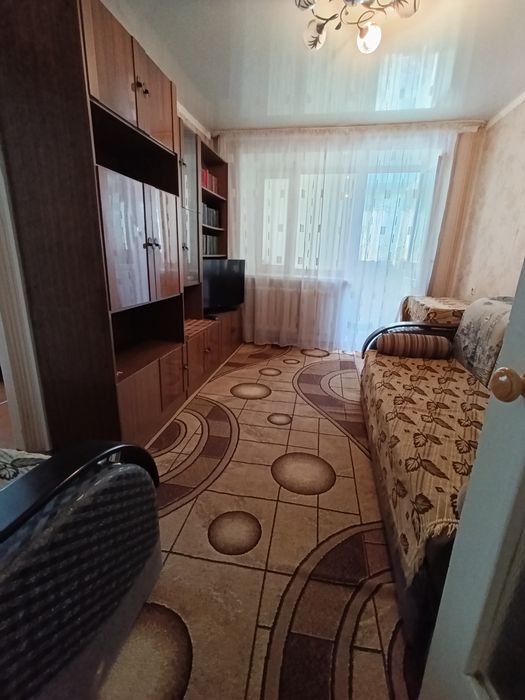 Продаётся 2 ком кв Назарбаева 64