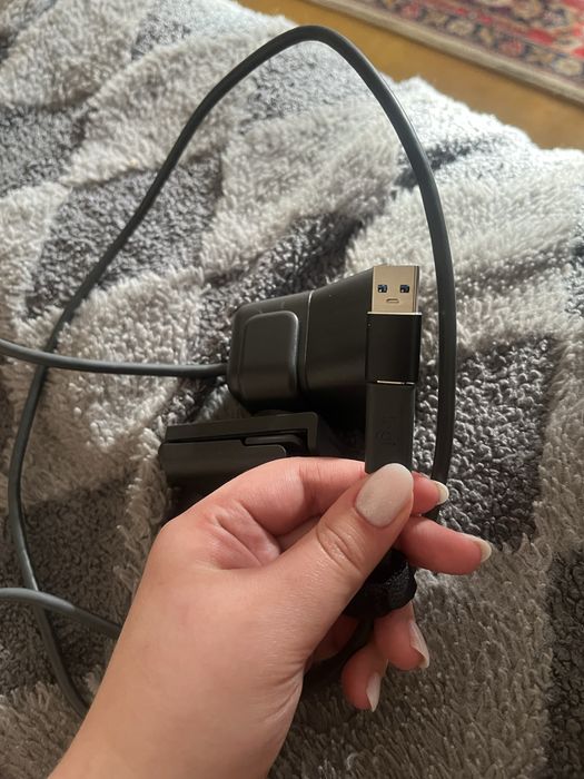 Веб-камера Logitech StreamCam (читайте обязательно описание)