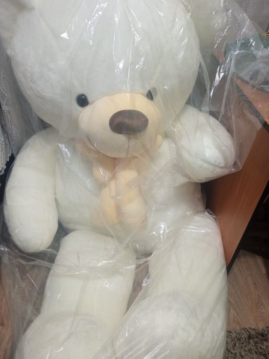 Продам игрушки медведь