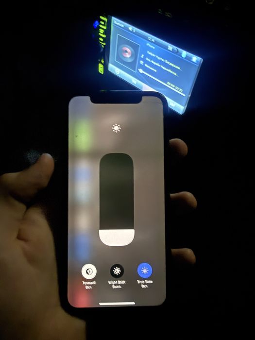 iphone 11pro срочно продам