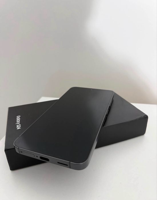 Samsung S24 / 256 GB Memorie / Liber De Retea / IMPECABIL