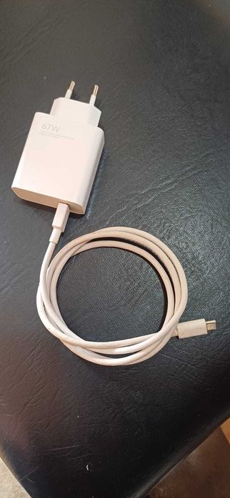 Лот от оригинални зарядни за телефони