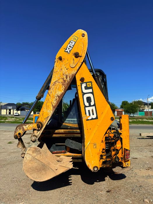 Экскавато погрузчик JCB 3cx 2012года