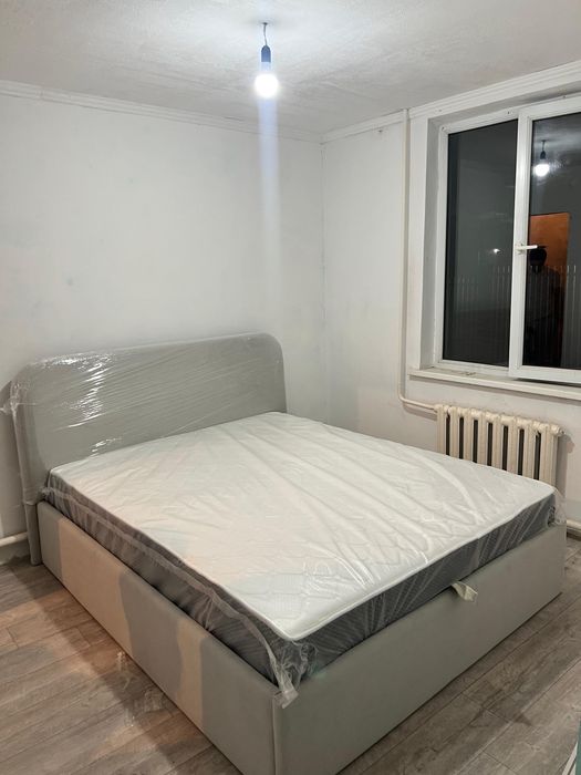 Кровать двуспальная