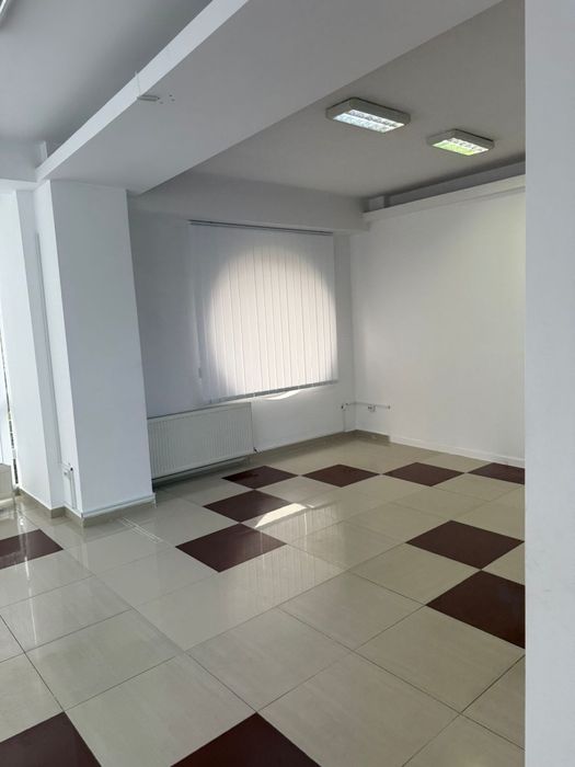 De închiriat spațiu 110 mp Bulevardul Mamaia