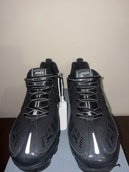 Nike Air Vapormax Plus 360 Black Chameleon - 40,41,44