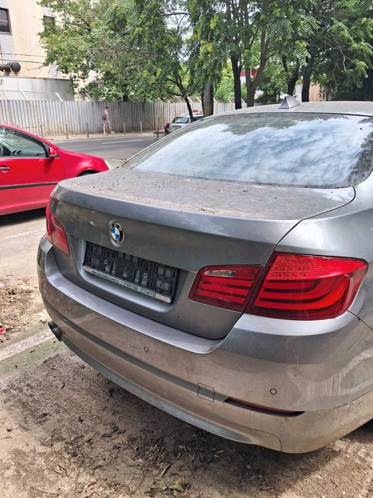 BMW 5 Series 2010 — imagine 5