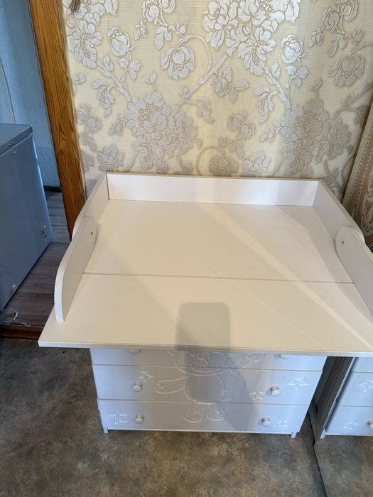 Продам пеленальный комод