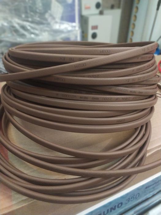 Саморегулирующийся греющий кабель