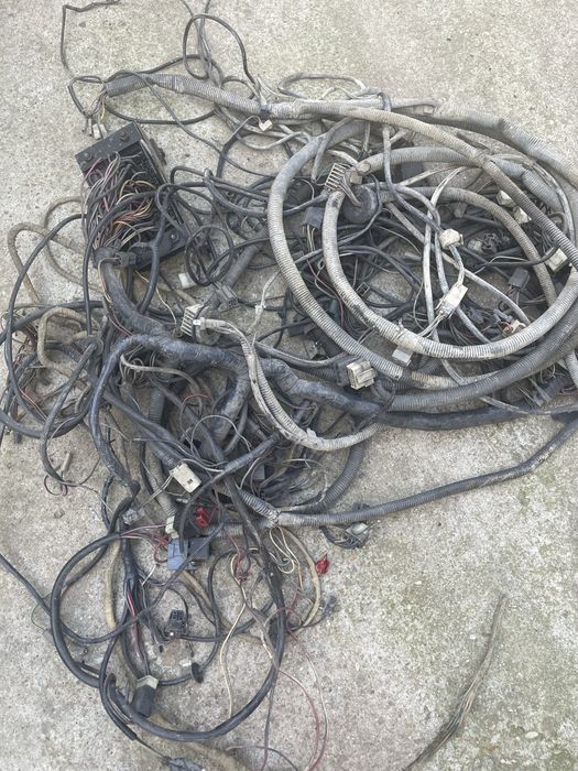 Suport Roata plafon Aro si instalatie electrica 24