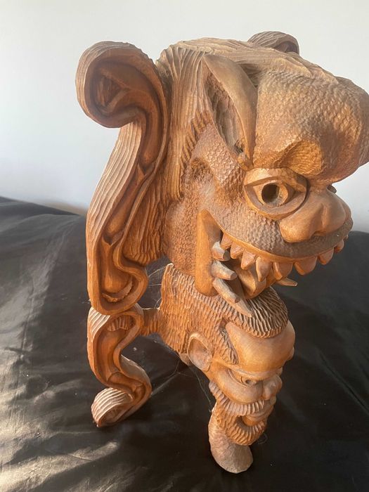 Цяла парче дърво за декорация