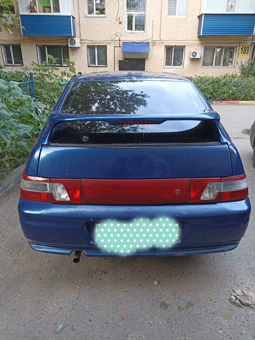 Продается машина Ваз 2112 год выпуска 2000