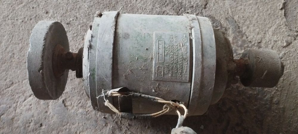 Продам точильный мотор