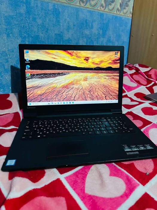 Лаптоп Lenovo-V110-15isk