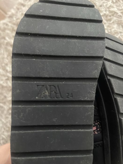 Ghete zara nr 24