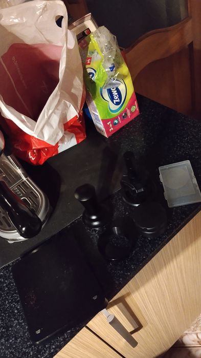 Vând Espressor Semi automat HiBREW H10B cu accesorii incluse