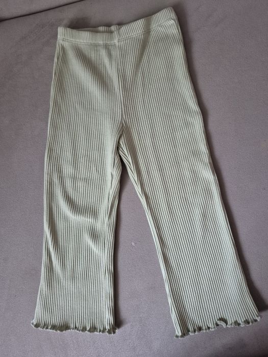 Hainute fetita ,marimea 86-92