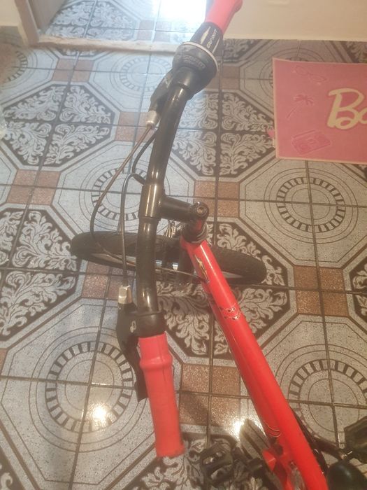 Vând Bicicletă BTWIN